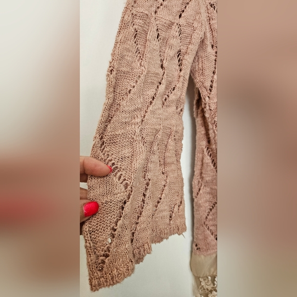 BKE Boutique Pointelle Cardigan Sweater Womens Mesh Trim Button Font Pink Sz XL - Picture 7 of 12